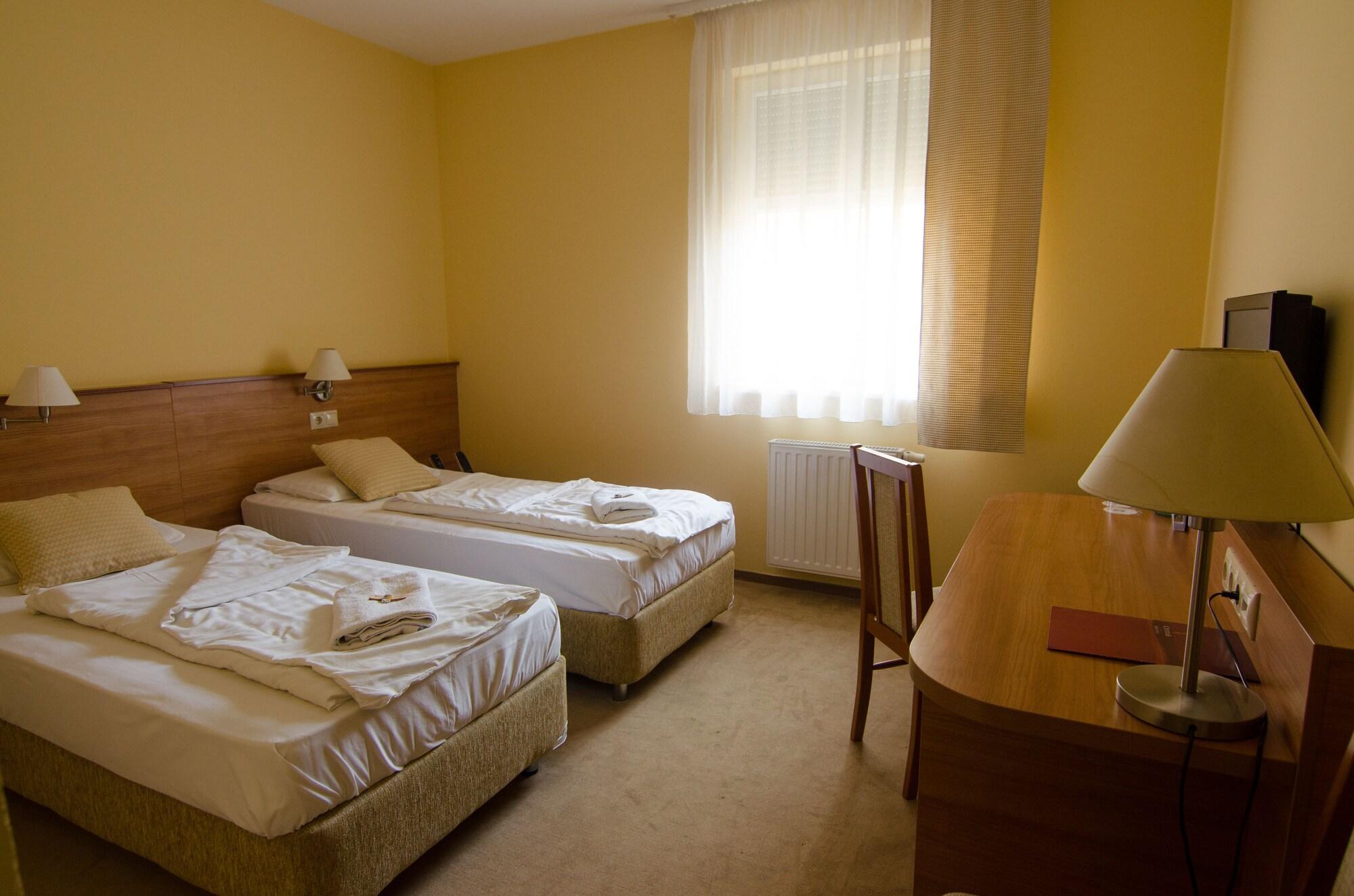 Hotel Civitas Sopron Dış mekan fotoğraf