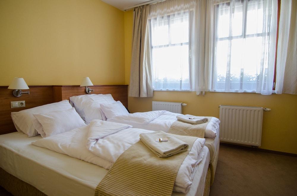 Hotel Civitas Sopron Dış mekan fotoğraf